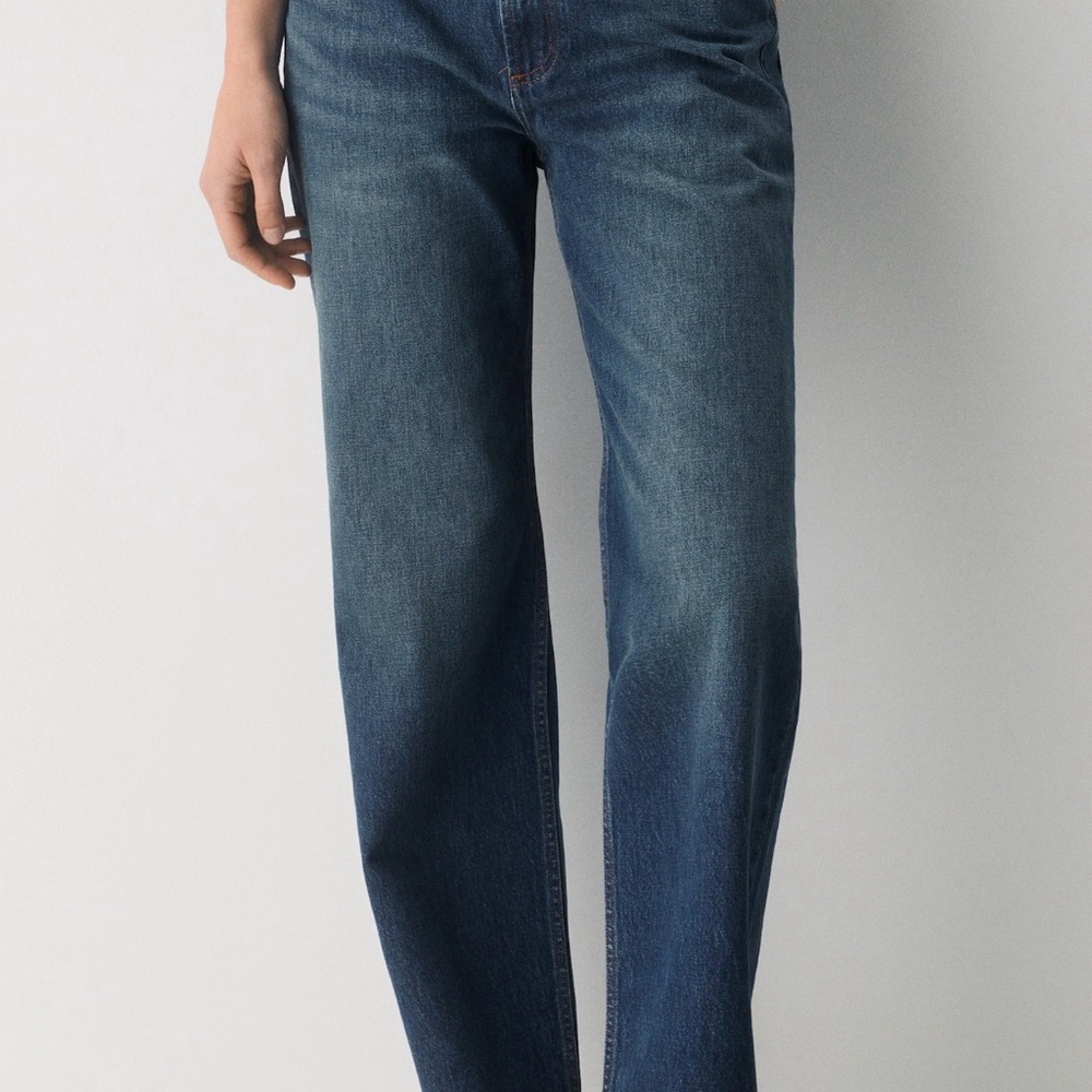 Aritzia Denim Forum Iggy Low rise Dark Blue Straight Leg Pants